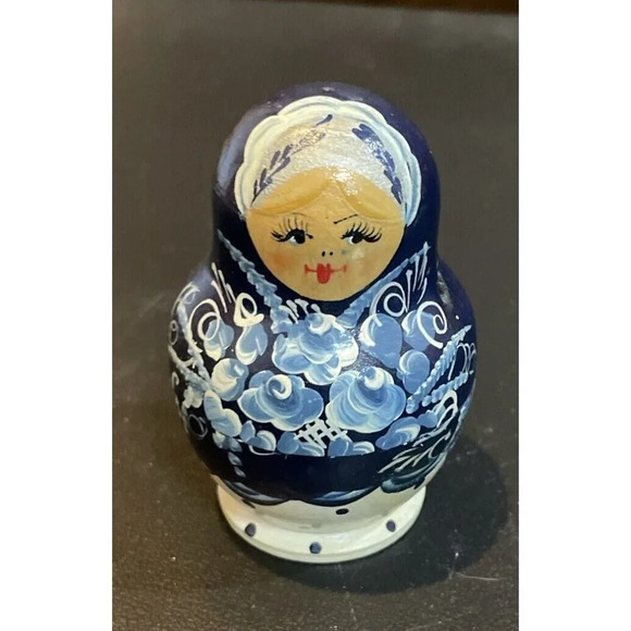 Russian Nesting‎ Dolls 5 Piece Hand Painted Wood Blue Floral Flowers - Picture 2 of 4